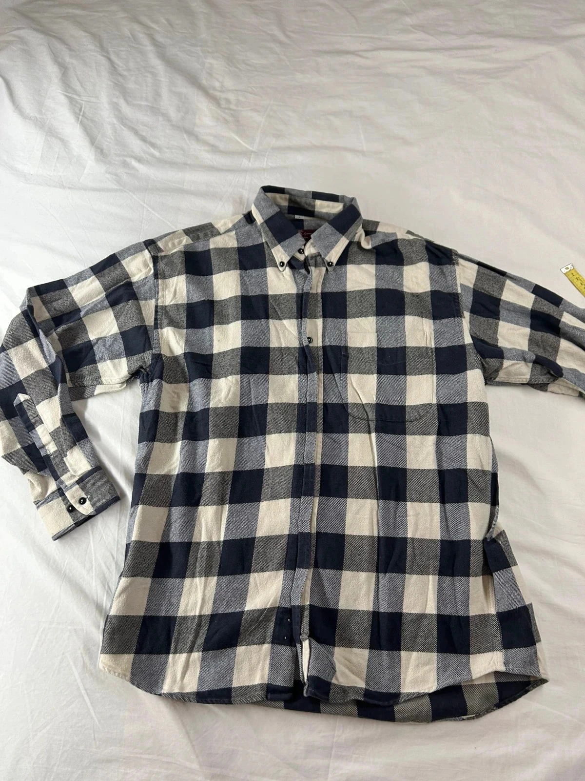 Chemise à carreaux noir et blanc status